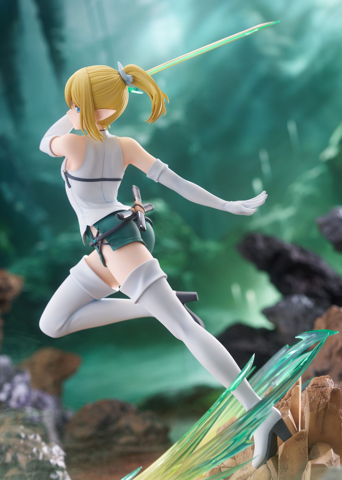 Danmachi: Is It Wrong to Try to Pick Up Girls in a Dungeon? - Ryuu Lion - Level 6 - Amiami Limited Edition Figur 1/7 (Alice Glint)