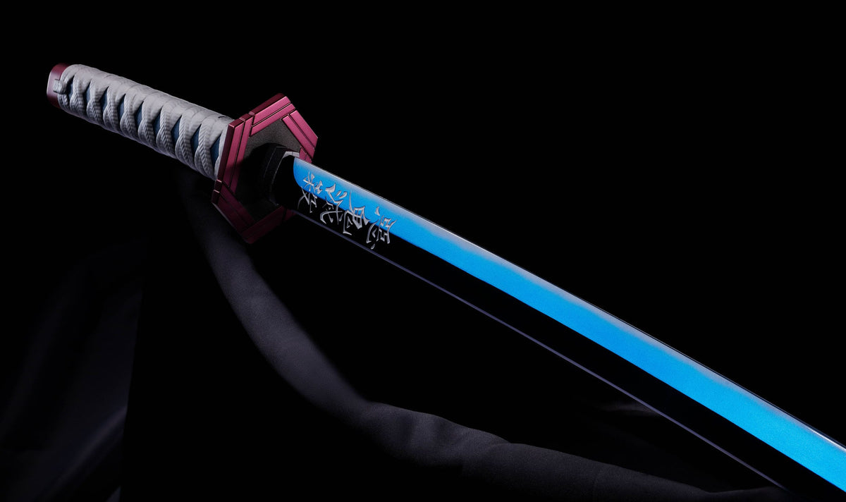 Demon Slayer - Giyu Tomioka - Nichirin Schwert Proplica Replik 1/1 (Bandai)