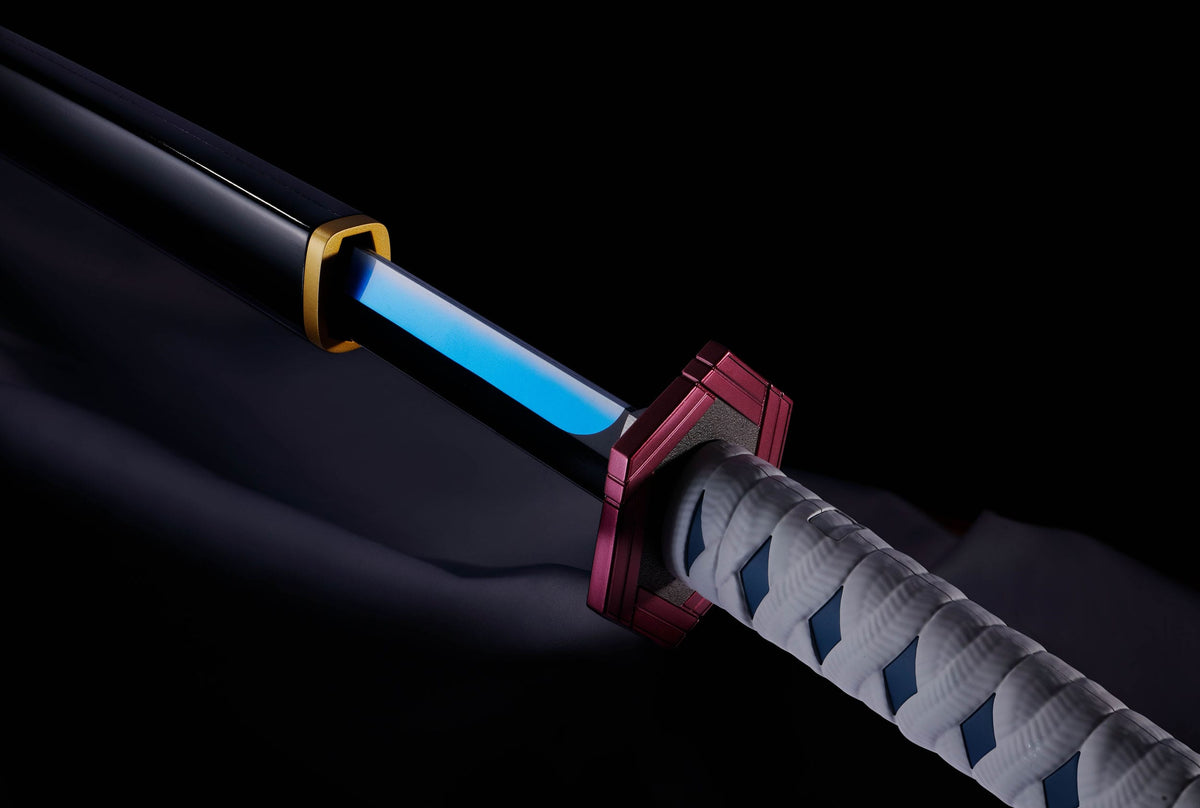 Demon Slayer - Giyu Tomioka - Nichirin Schwert Proplica Replik 1/1 (Bandai)