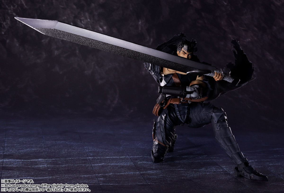 Berserk - Guts - Berserker Armor S.H. Figuarts Action-figure (Bandai) (re-run)