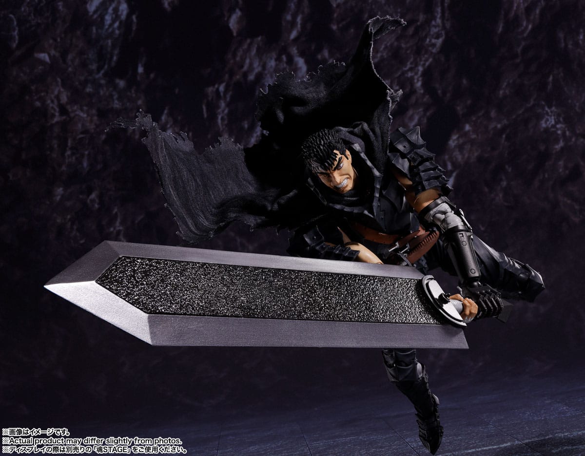 Berserk - Guts - Berserker Armor S.H. Figuarts Action-figure (Bandai) (re-run)