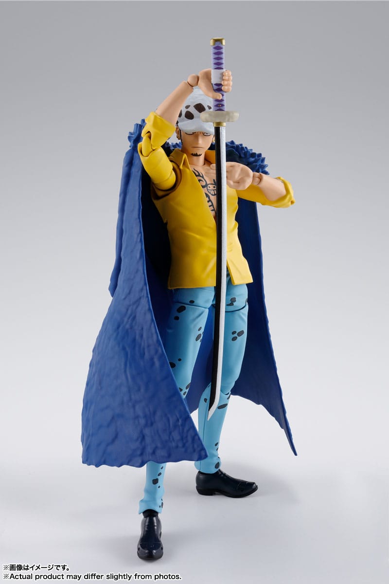 One Piece - Trafalgar D. Law - S.H. Figuarts The Raid on Onigashima Ver. figure (Bandai)