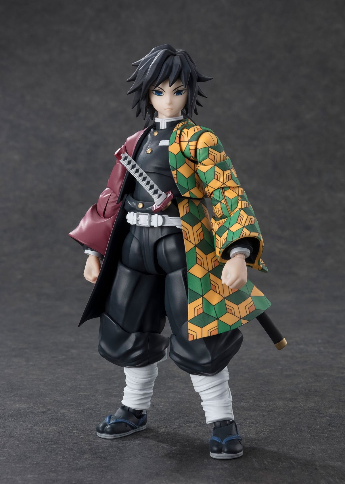 Demon Slayer - Giyu Tomioka - S.H. Figuarts Figur (Bandai)