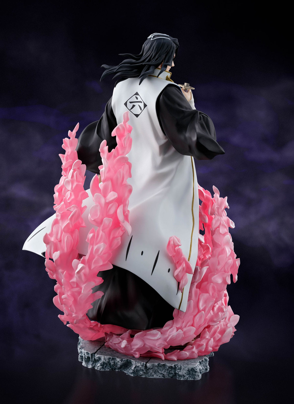 Bleach: Thousand -Year Blood War - Byakuya Kuchiki - The Blood Warfare Figuartszero figure (Bandai)