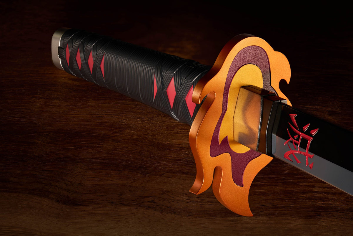 Demon Slayer - Tanjiro Kamado - Rengoku's Sword Guard - Nichirin Schwert Proplica Replik 1/1 (Bandai)