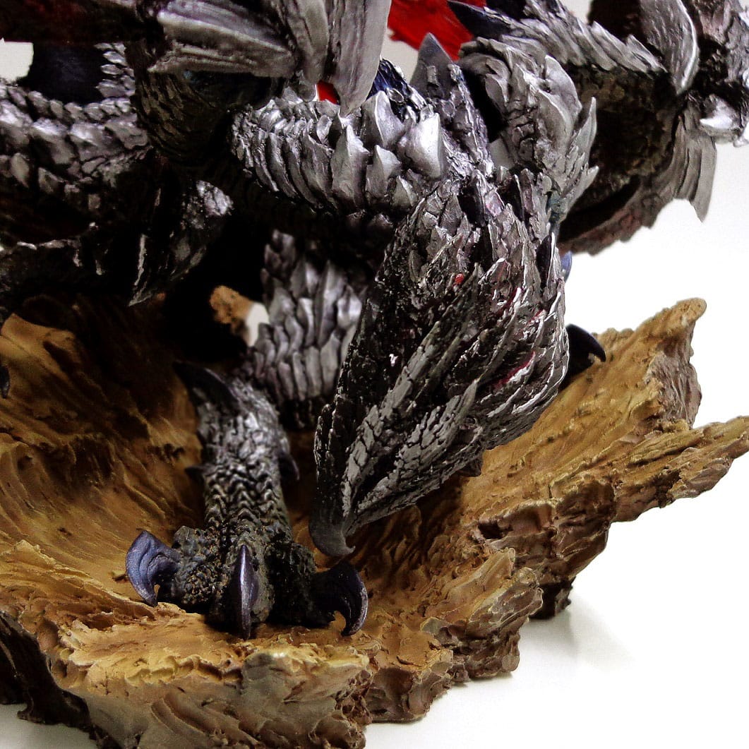 Monster Hunter - Valstrax (Enraged) - CFB Creators Model figure (Capcom) (re-run)