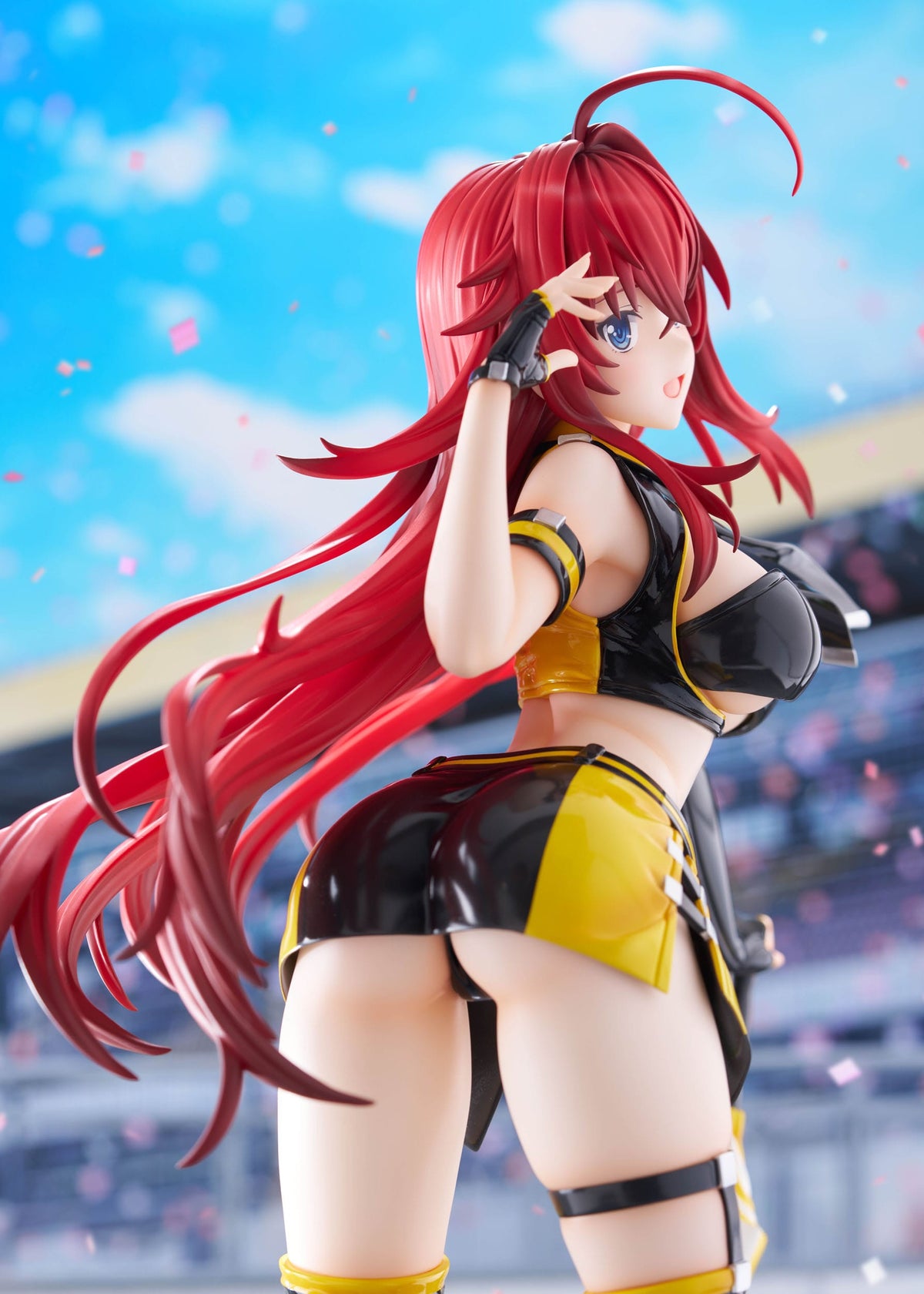 Highschool DXD Hero - Rias Gremory - Race Queen - Amiami Limited Edition figure 1/3.5 (Golden Head)