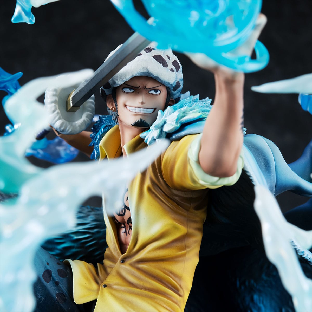 One Piece - Trafalgar D. Law - The Surgeon of Death Awaken - P.O.P. Portrait Of Pirates WA-MAXIMUM Figur (MegaHouse)