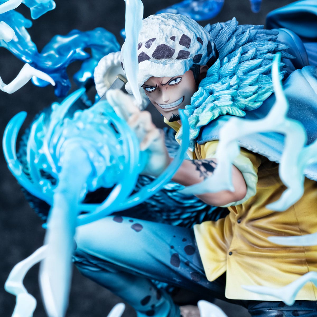 One Piece - Trafalgar D. Law - The Surgeon of Death Awaken - P.O.P. Portrait Of Pirates WA-MAXIMUM Figur (MegaHouse)