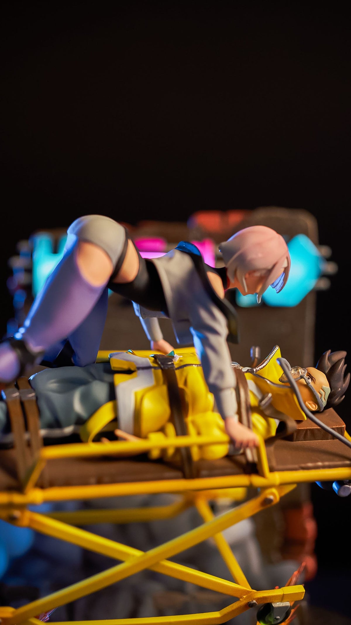 Cyberpunk: Edgerunners - Lucy & David - Runaway Resin figure (Neamedia icons)