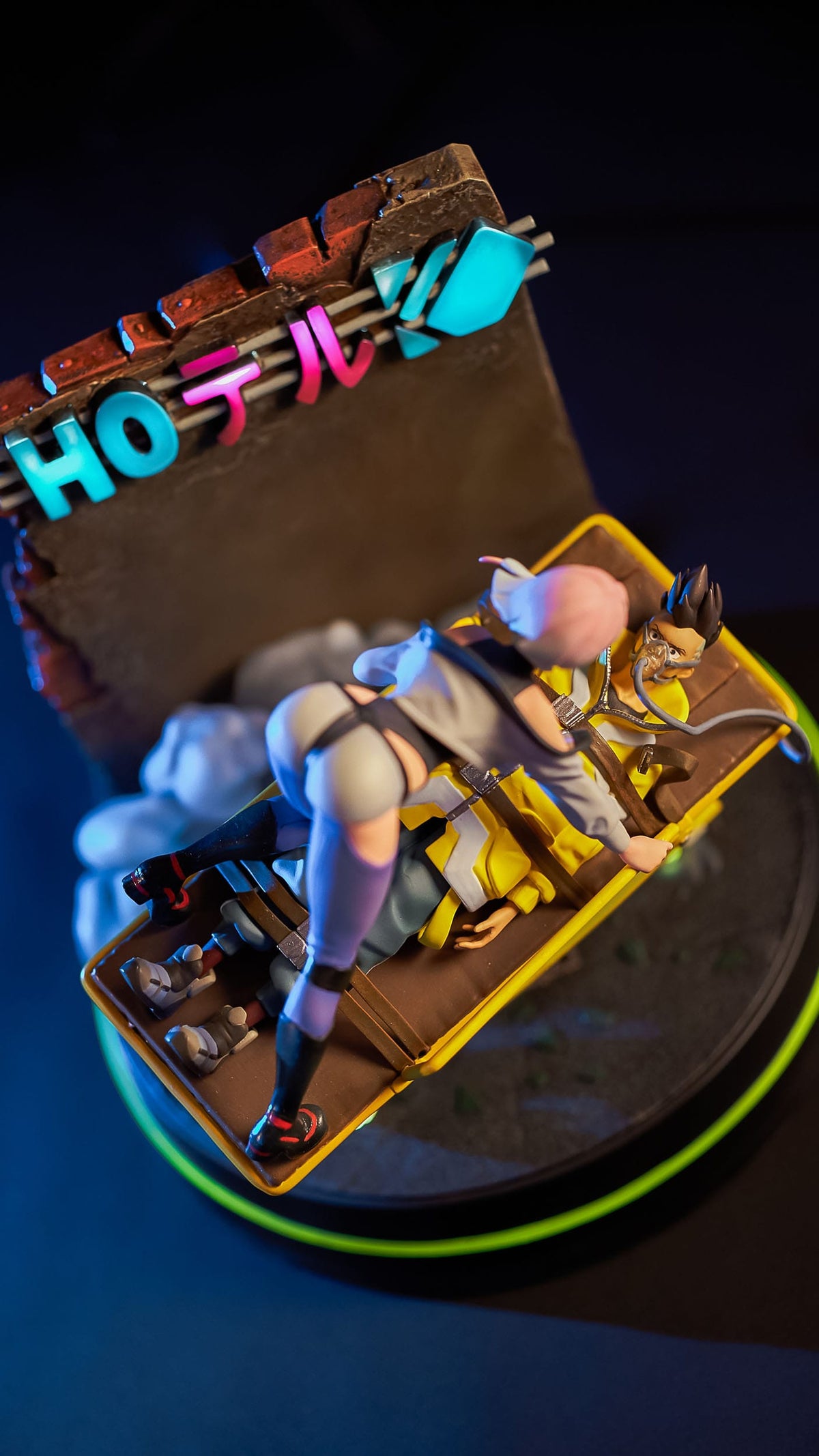 Cyberpunk: Edgerunners - Lucy & David - Runaway Resin figure (Neamedia icons)