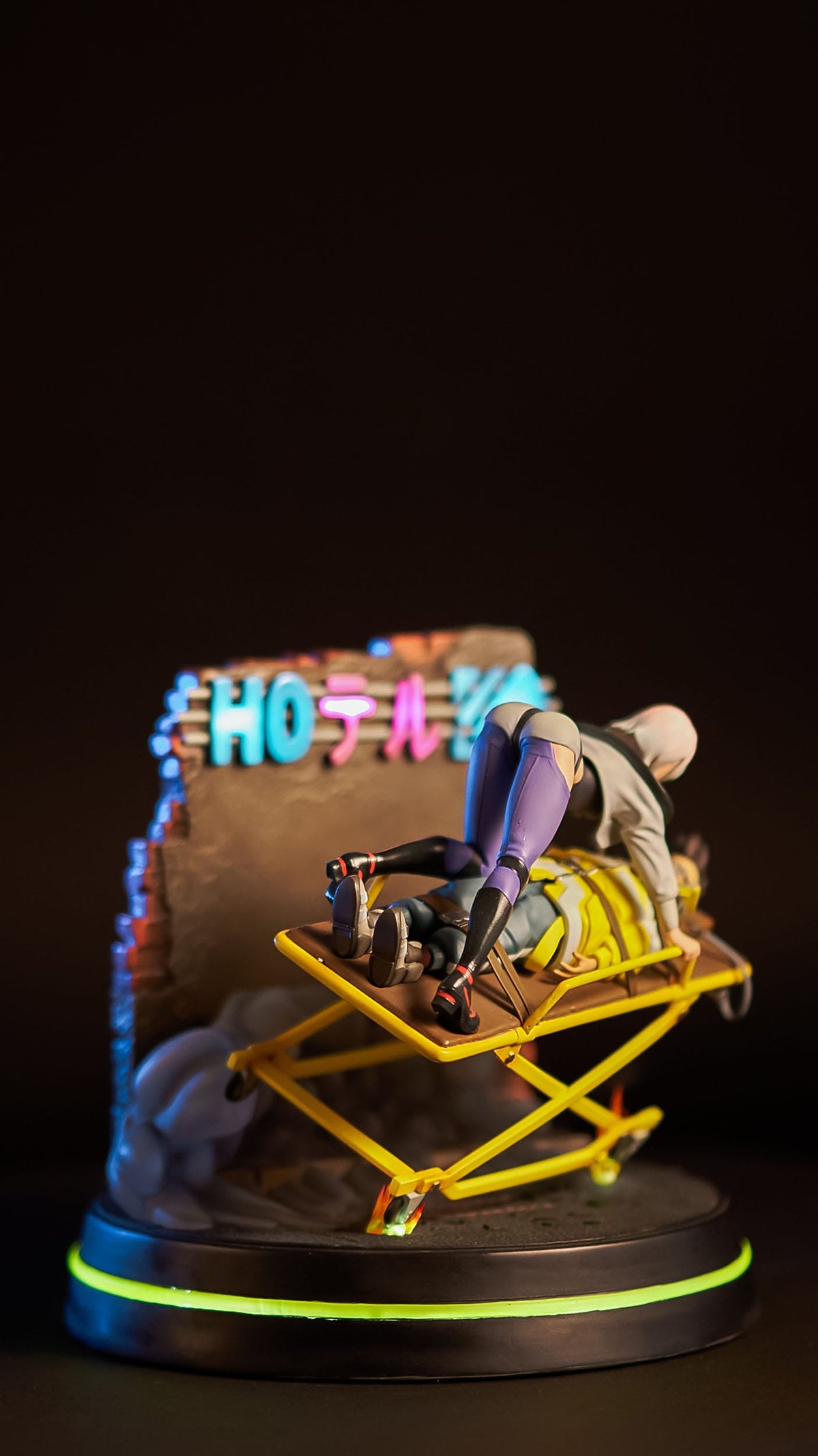 Cyberpunk: Edgerunners - Lucy & David - Runaway Resin figure (Neamedia icons)