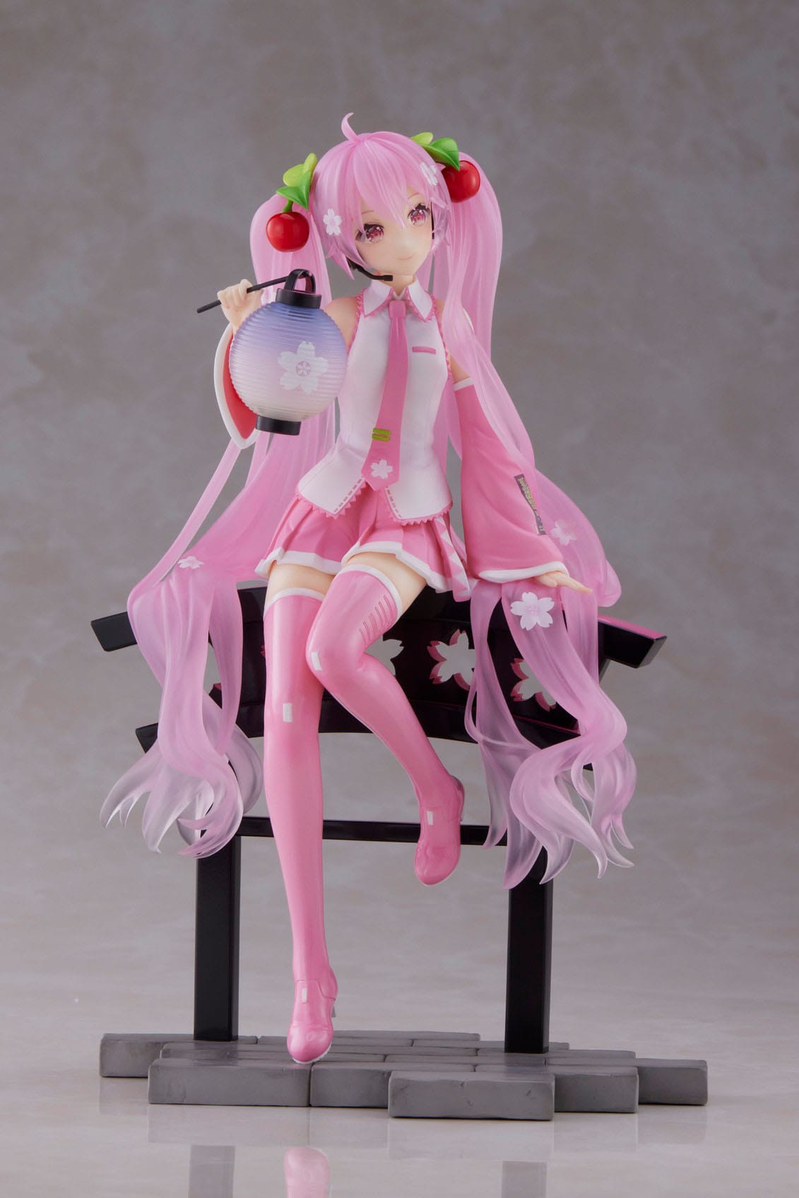 Hatsune Miku - Sakura Miku -  Lantern Ver. AMP Figur (Taito) (re-run)