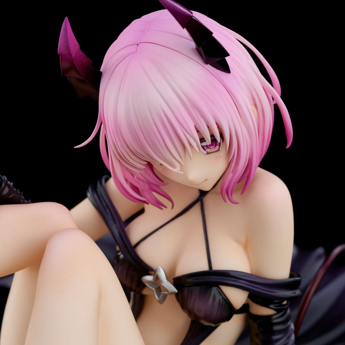 To Love -Ru Darkness - Momo Belia Deviluke - Darkness Renewal Package Edition figure 1/6 (Union Creative)