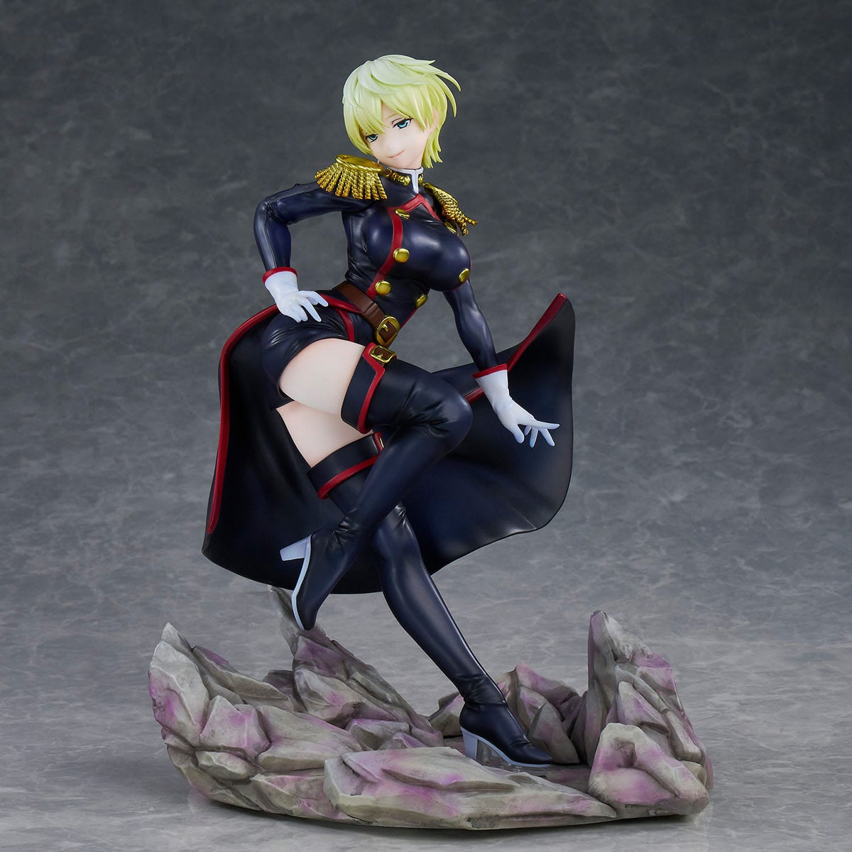 Chained Soldier / Demon Slave - Tenka Izumo - figure 1/7 (Union Creative)