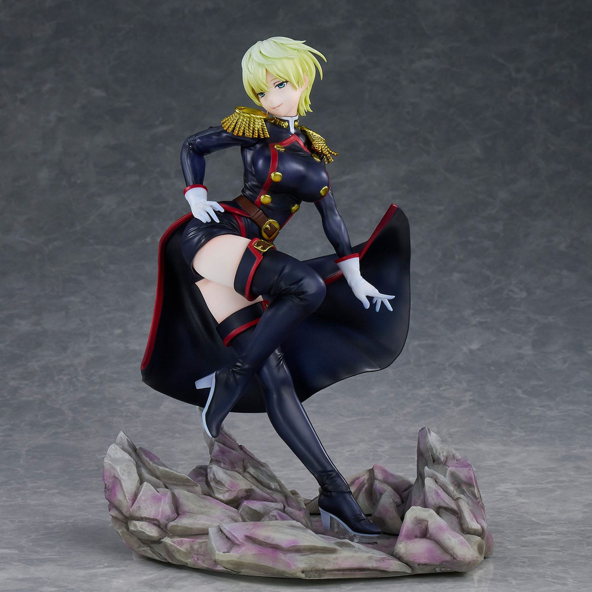 Chained Soldier / Demon Slave - Tenka Izumo - figure 1/7 (Union Creative)