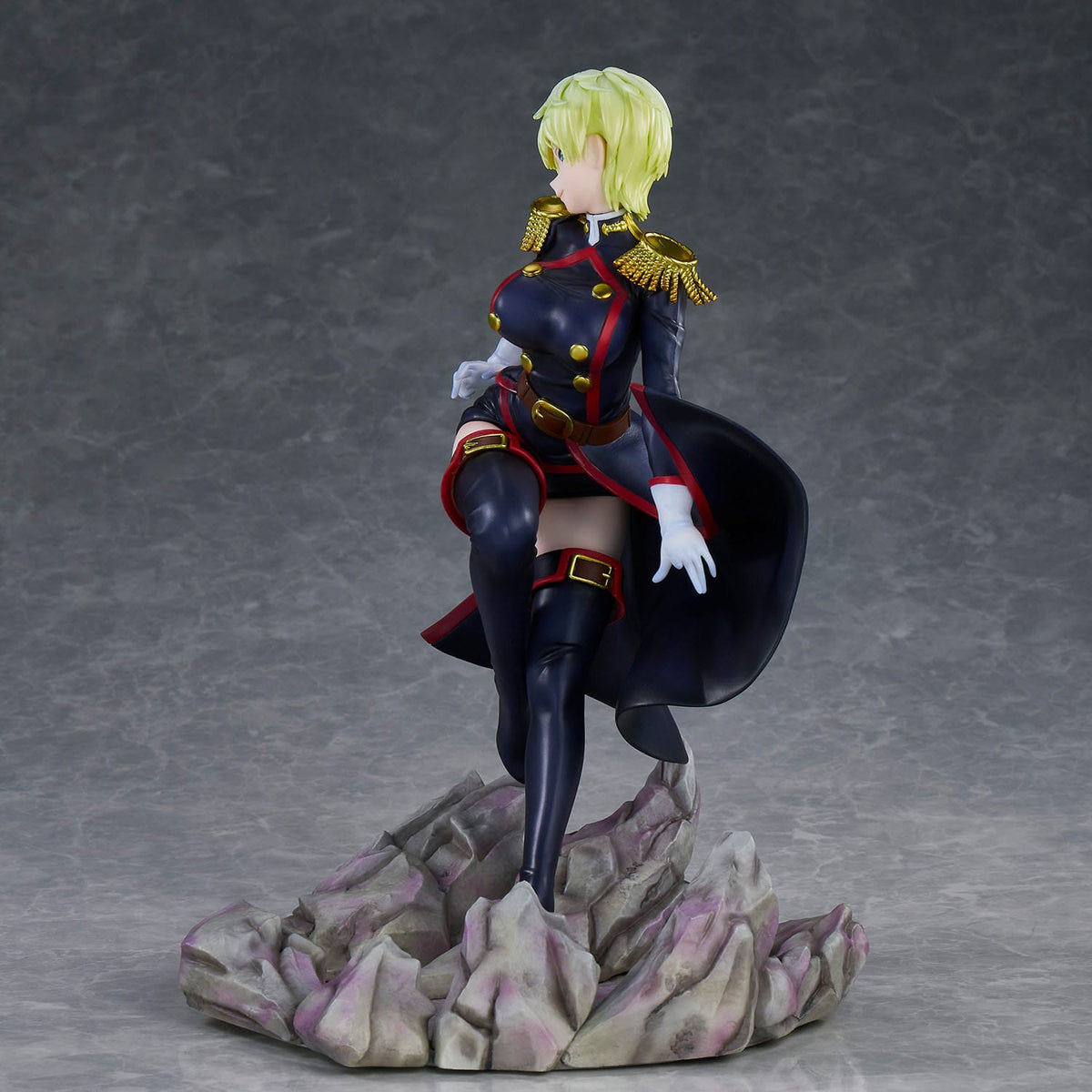 Chained Soldier / Demon Slave - Tenka Izumo - figure 1/7 (Union Creative)