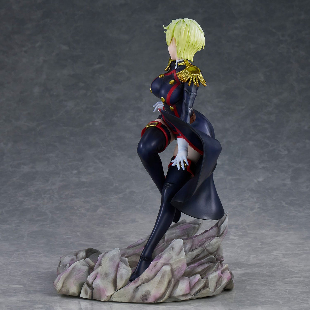 Chained Soldier / Demon Slave - Tenka Izumo - figure 1/7 (Union Creative)