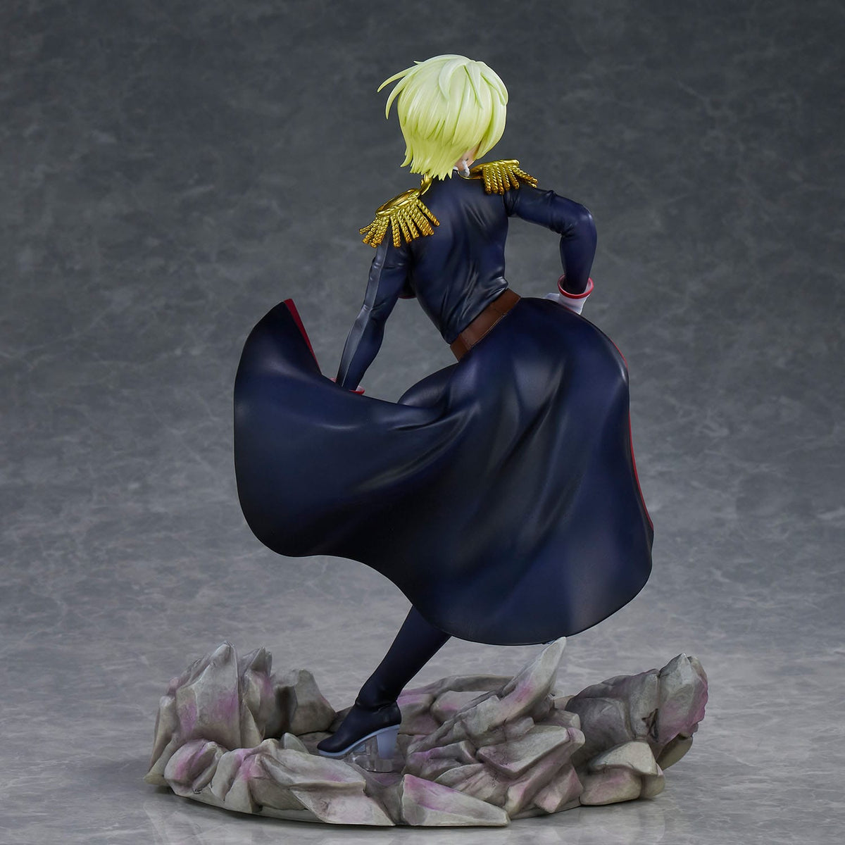 Chained Soldier / Demon Slave - Tenka Izumo - figure 1/7 (Union Creative)