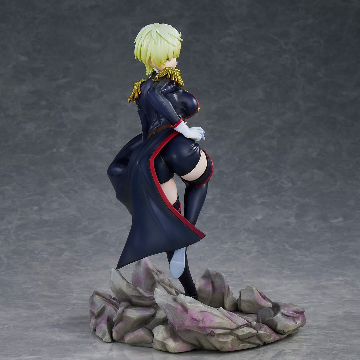 Chained Soldier / Demon Slave - Tenka Izumo - figure 1/7 (Union Creative)