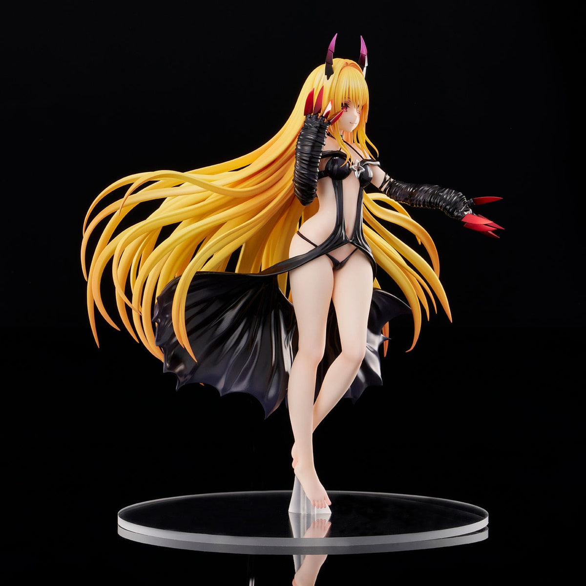 To Love-Ru Darkness - Golden Darkness - Darkness Figur 1/6 (Union Creative)