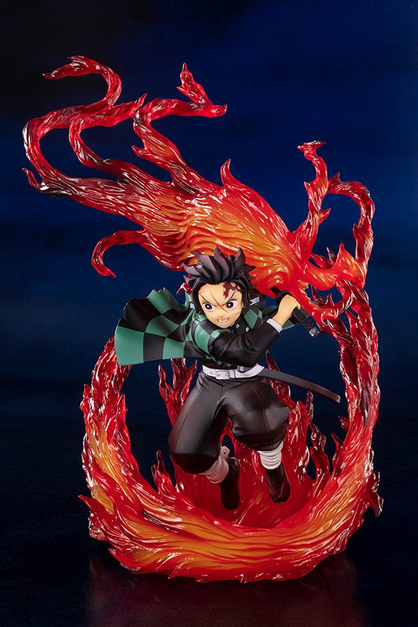 Demon Slayer: Kimetsu No Yaiba - Tanjiro Kamado - Figuartszero figure Hinokami Kagura ver. (Bandai Spirits)