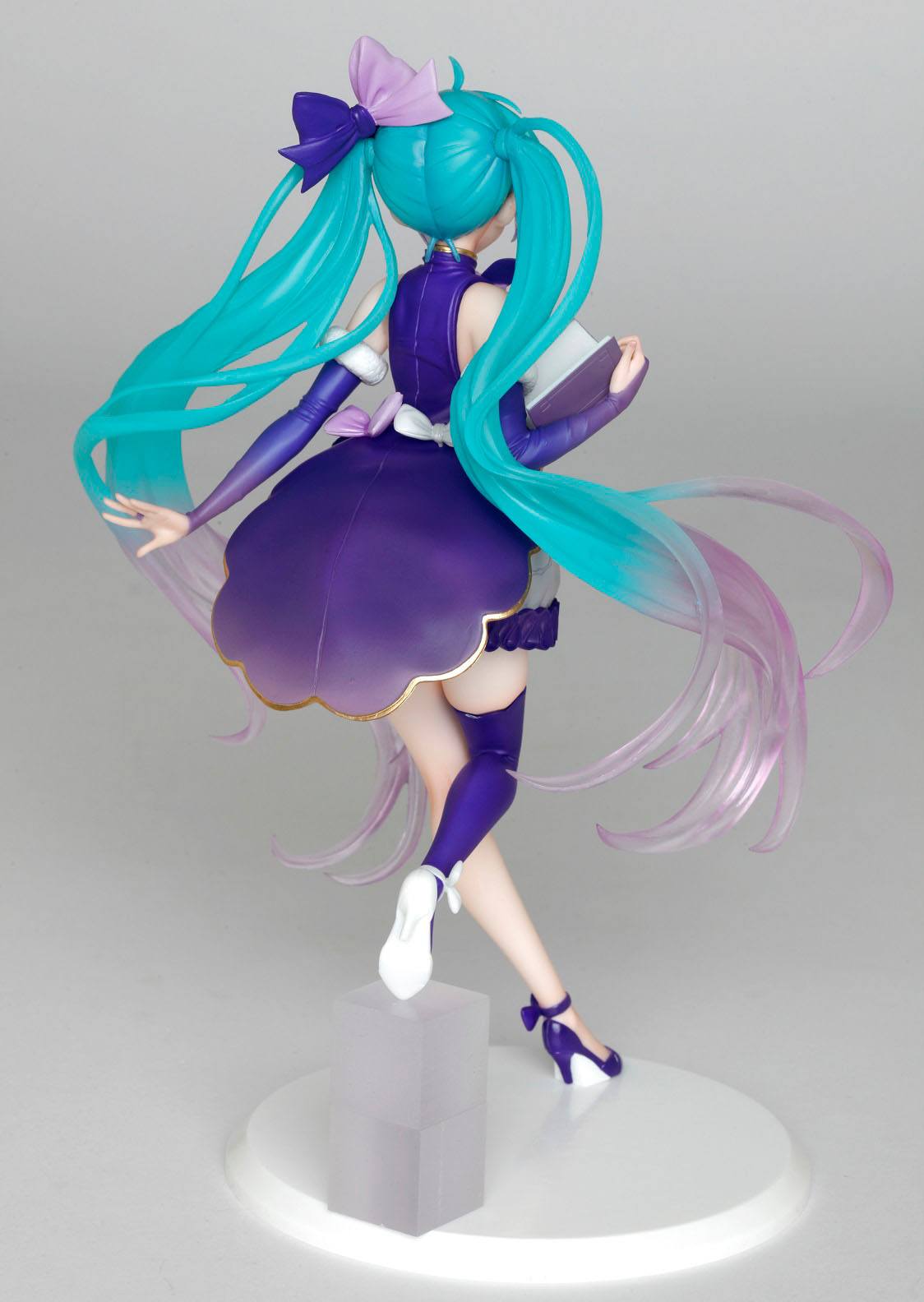 Hatsune Miku - Vocaloid 3rd Season Winter Ver. - figure (Taito) (re-run)