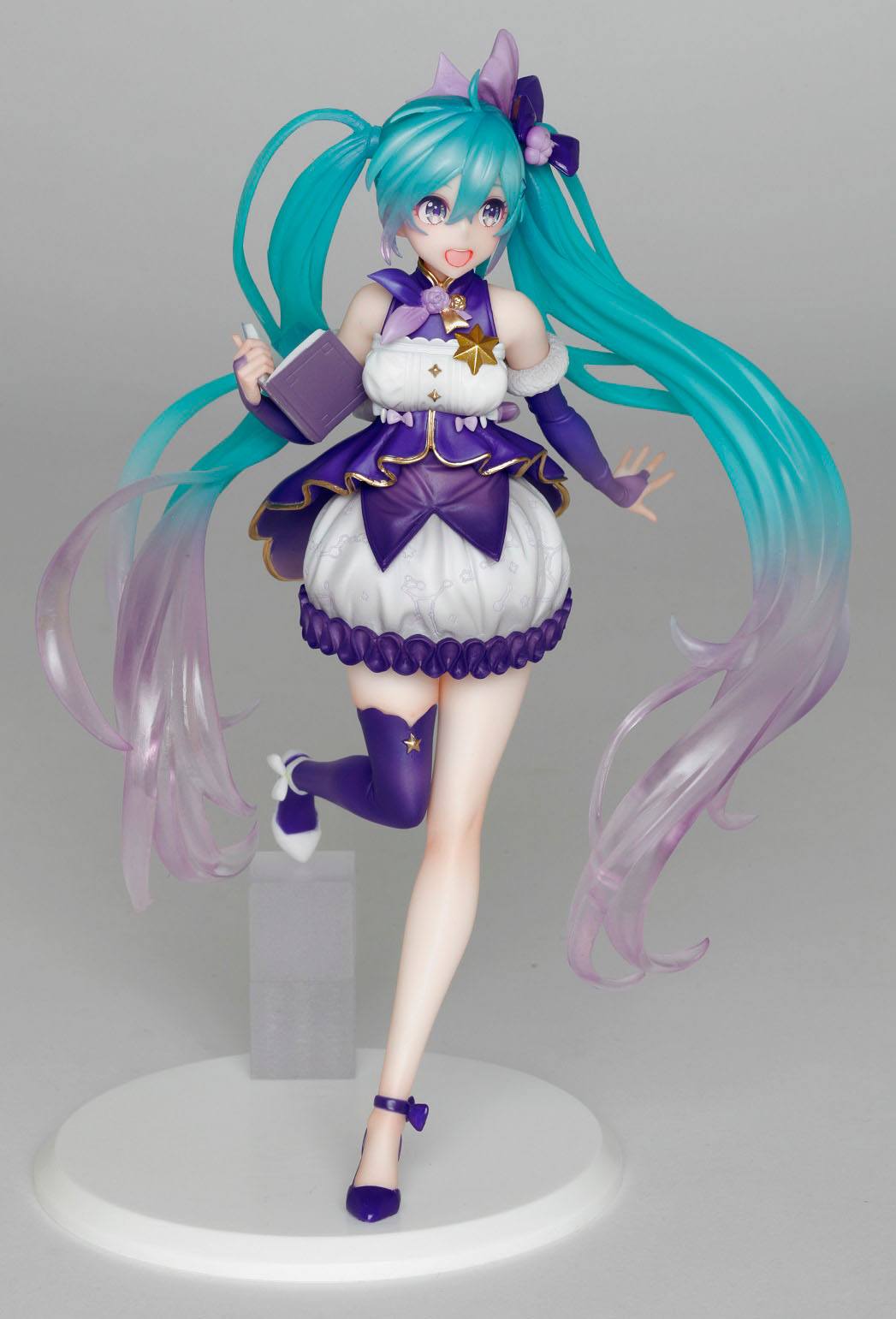 Hatsune Miku - Vocaloid 3rd Season Winter Ver. - figure (Taito) (re-run)