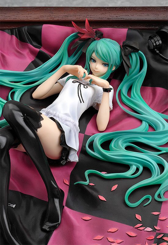 Hatsune Miku - World is Mine - brown frame - Figur (Good Smile Company)