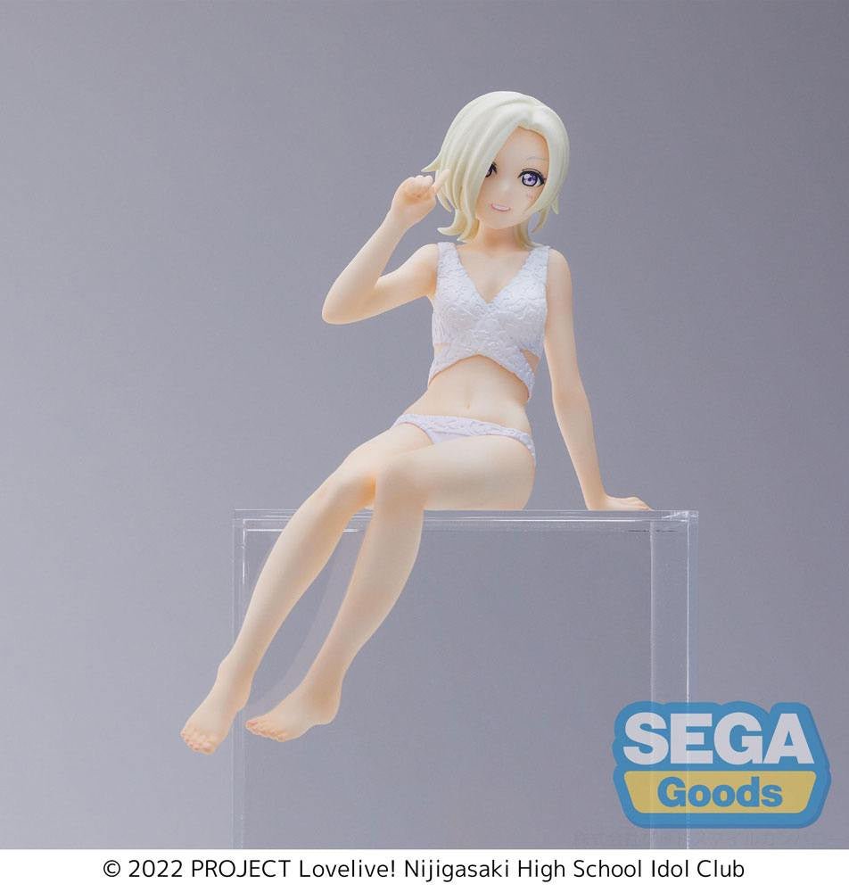 Love live! Superstar !! - Mia Taylor - Swimsuit PM Perching figure (Sega)
