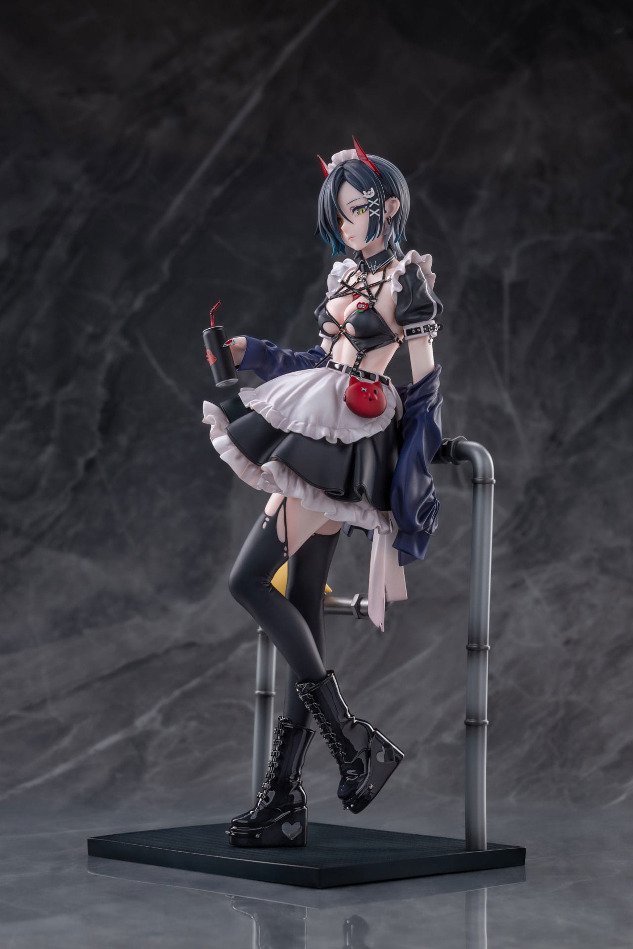 アズールレーン ローン u兵装　1/6 Azur Lane アズールレーン ローン μ兵装 1/6 完成品フィギュアあみあみ限定