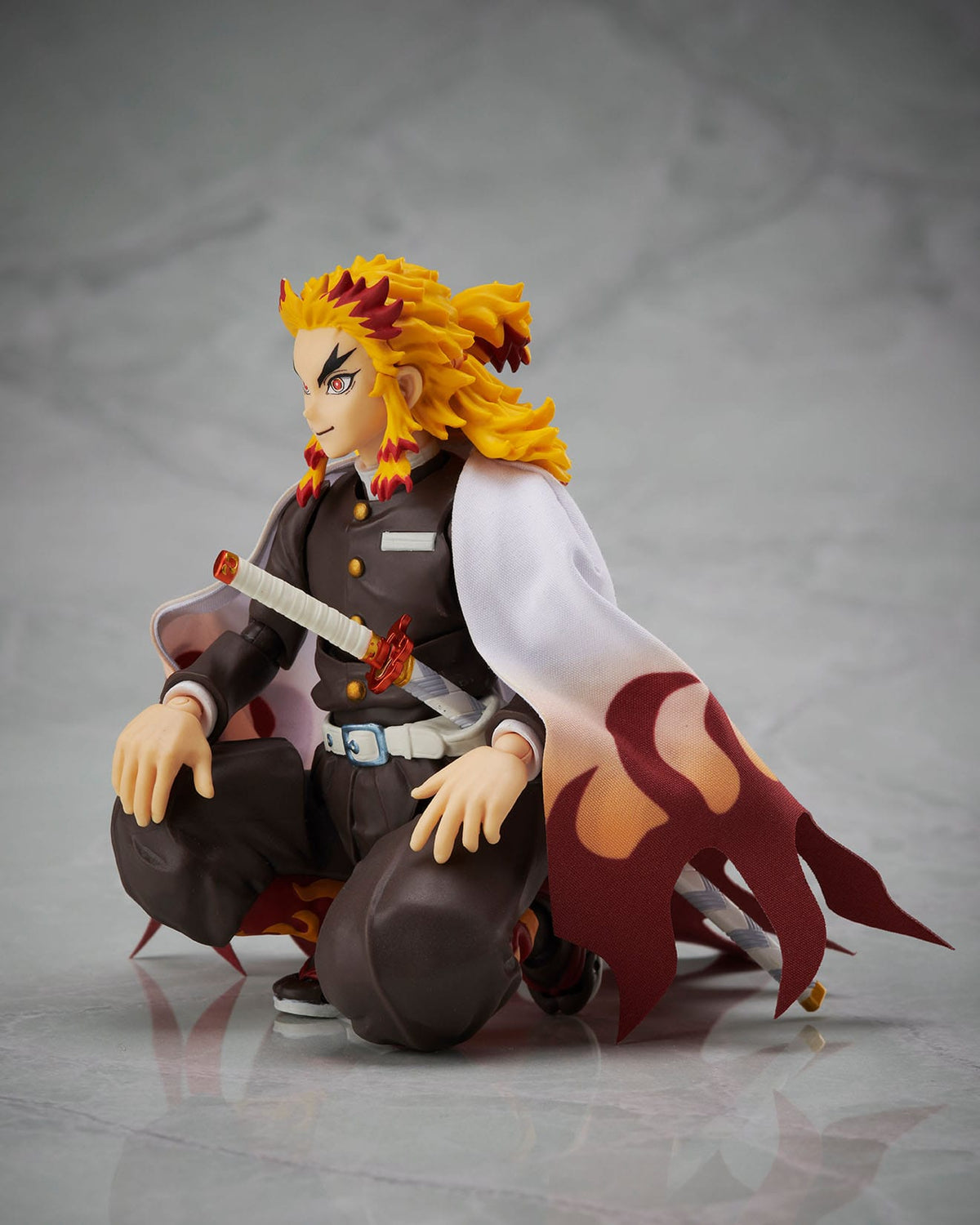 Ammazzademoni: Kimetsu no Yaiba - Kyojuro Rengoku - BUZZmod figura 1/12 (Aniplex)