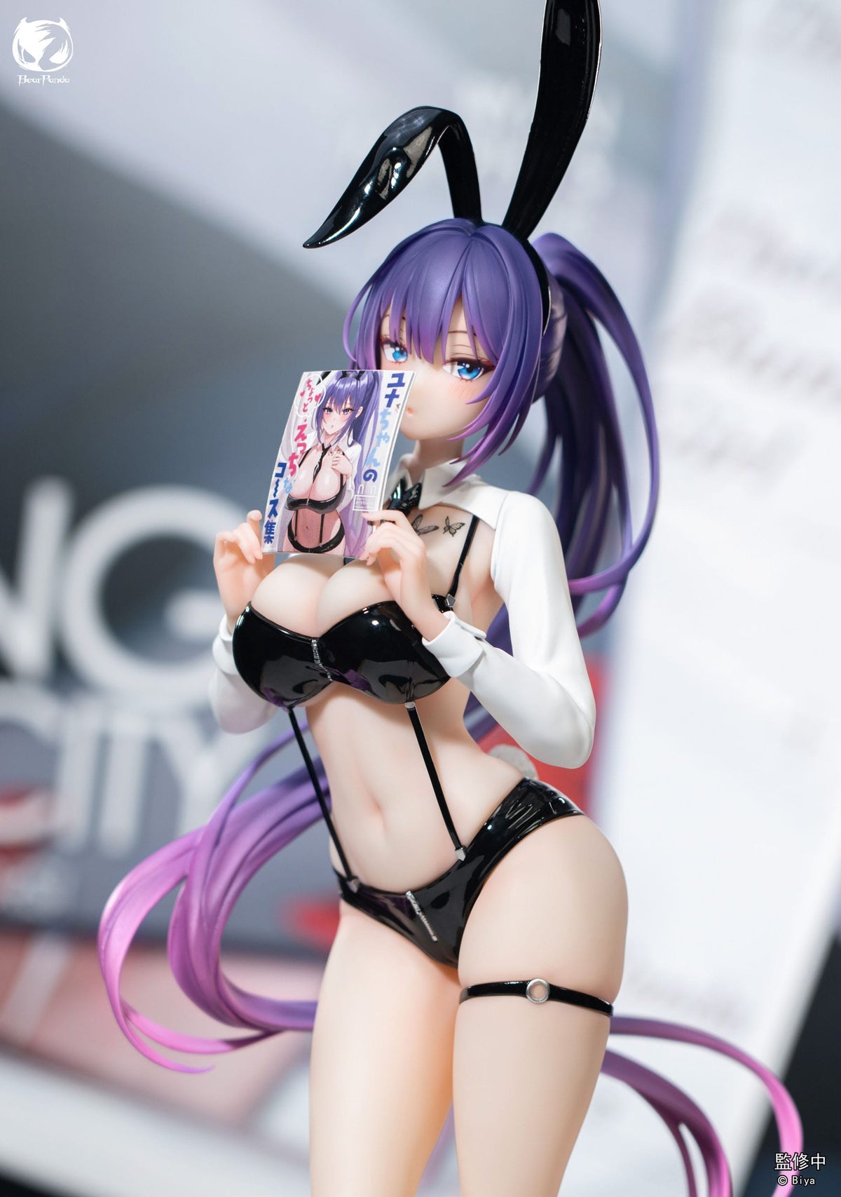 Origineel personage - Bunny Girl Yuna - illustratie door Biya Figure 1/4 (Bear Panda)