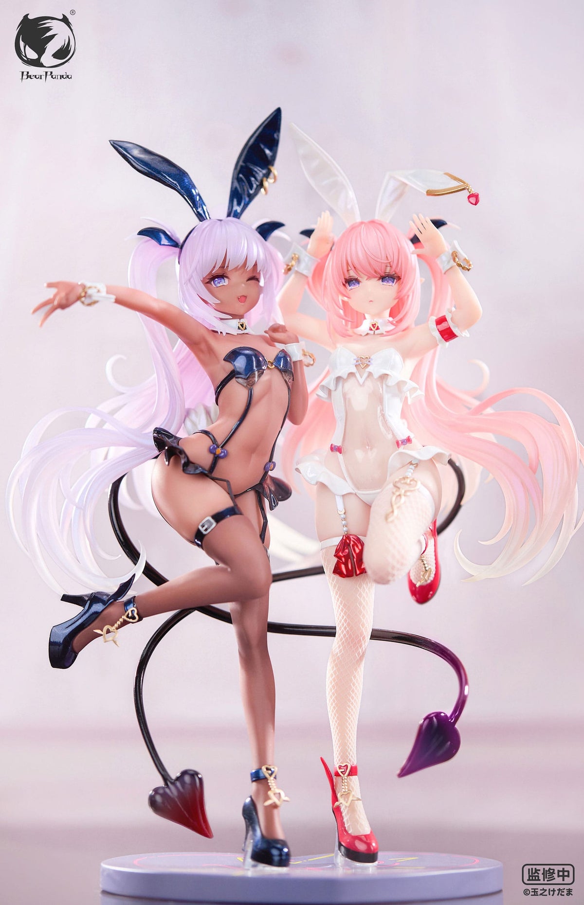 Personaggio originale - Rurumu & Kuromu (Lulumu & Kulomu) - di Tamano Kedama - figura 1/6 set di 2 (Panda orso)