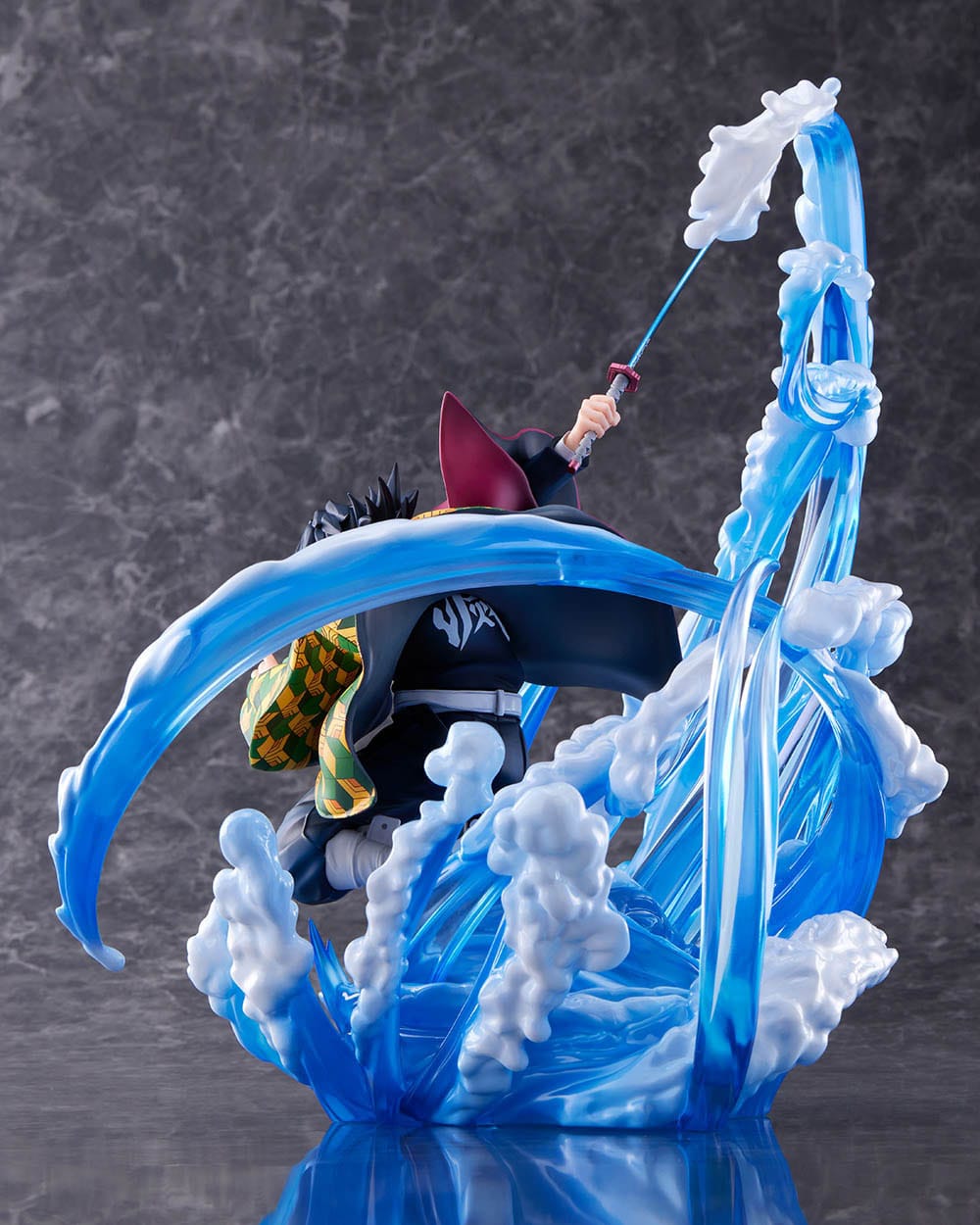 Demon Slayer: Kimetsu no Yaiba - Giyu Tomioka - DX Ver. Figur 1/8 (BellFine)