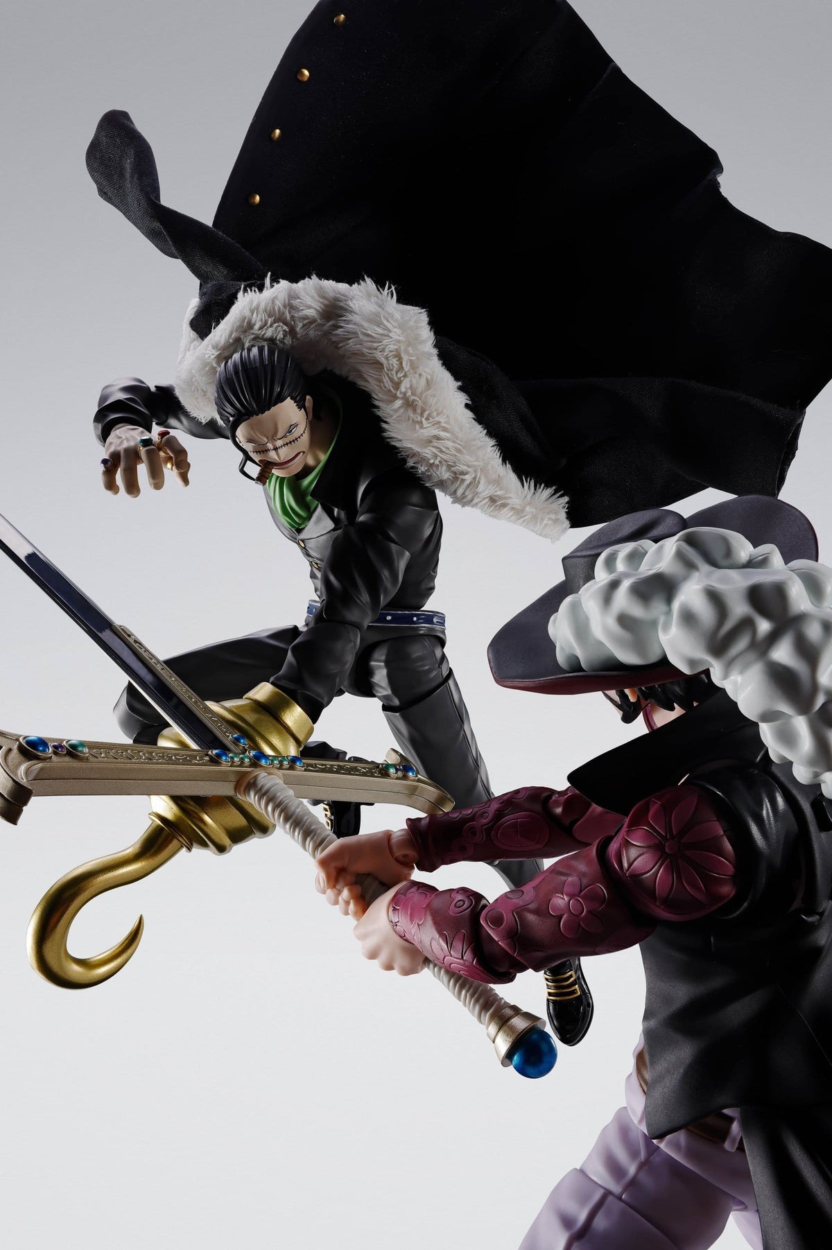 One Piece - Crocodile - Marineford S.H. Figuarts Figur (Bandai)