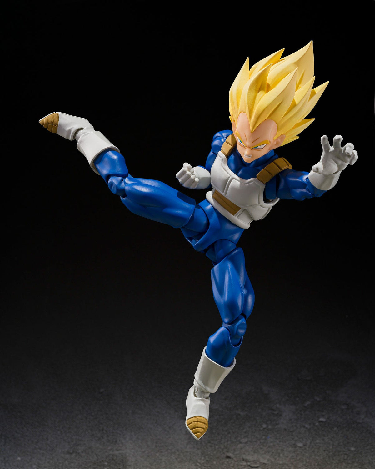 Dragon Ball Z - Super Saiyan Vegeta - Dangerous Pride S.H. Figuarts figure (Bandai)