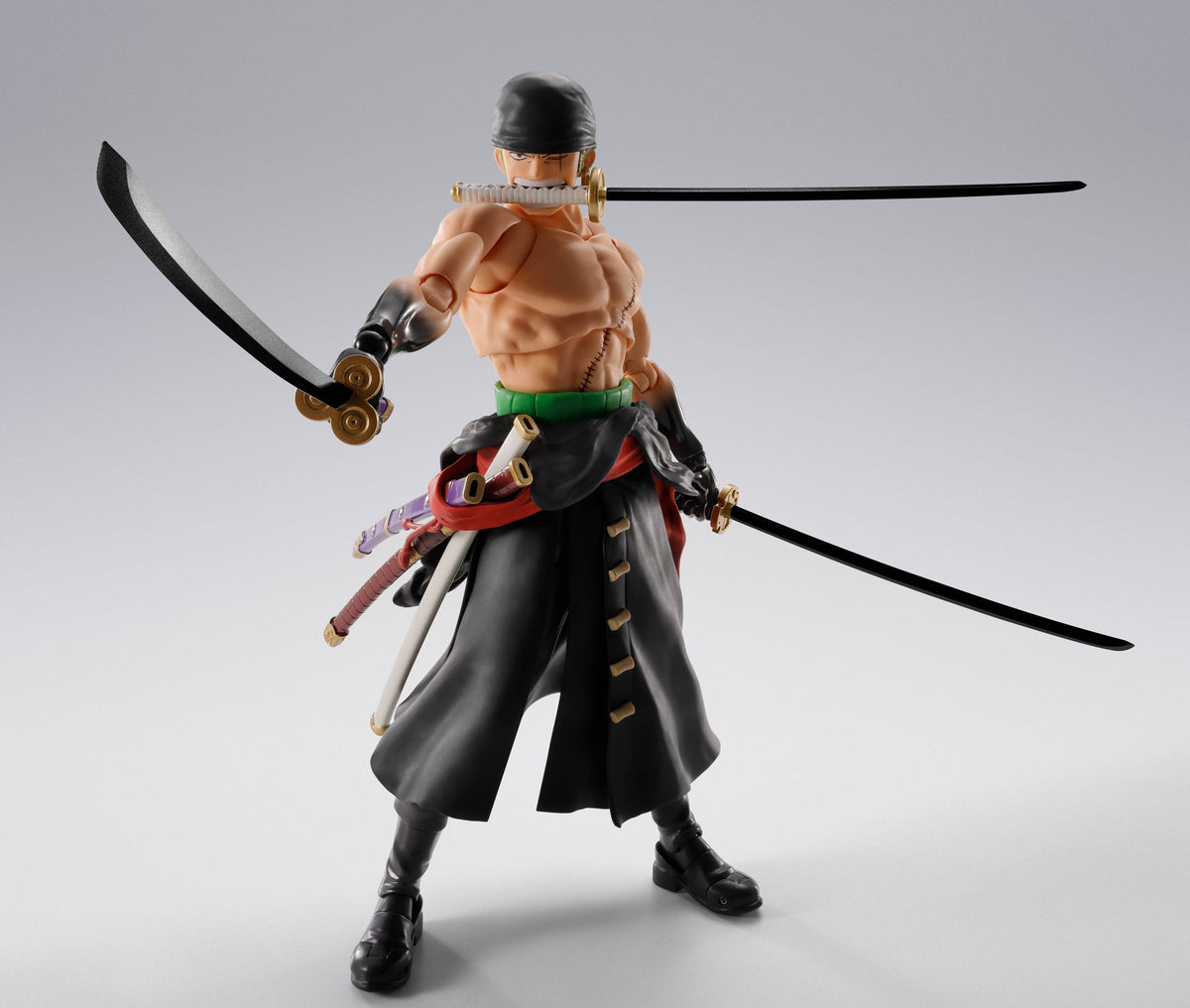One Piece - Roronoa Zoro - The King of Hell S.H. Figuarts figure (Bandai)