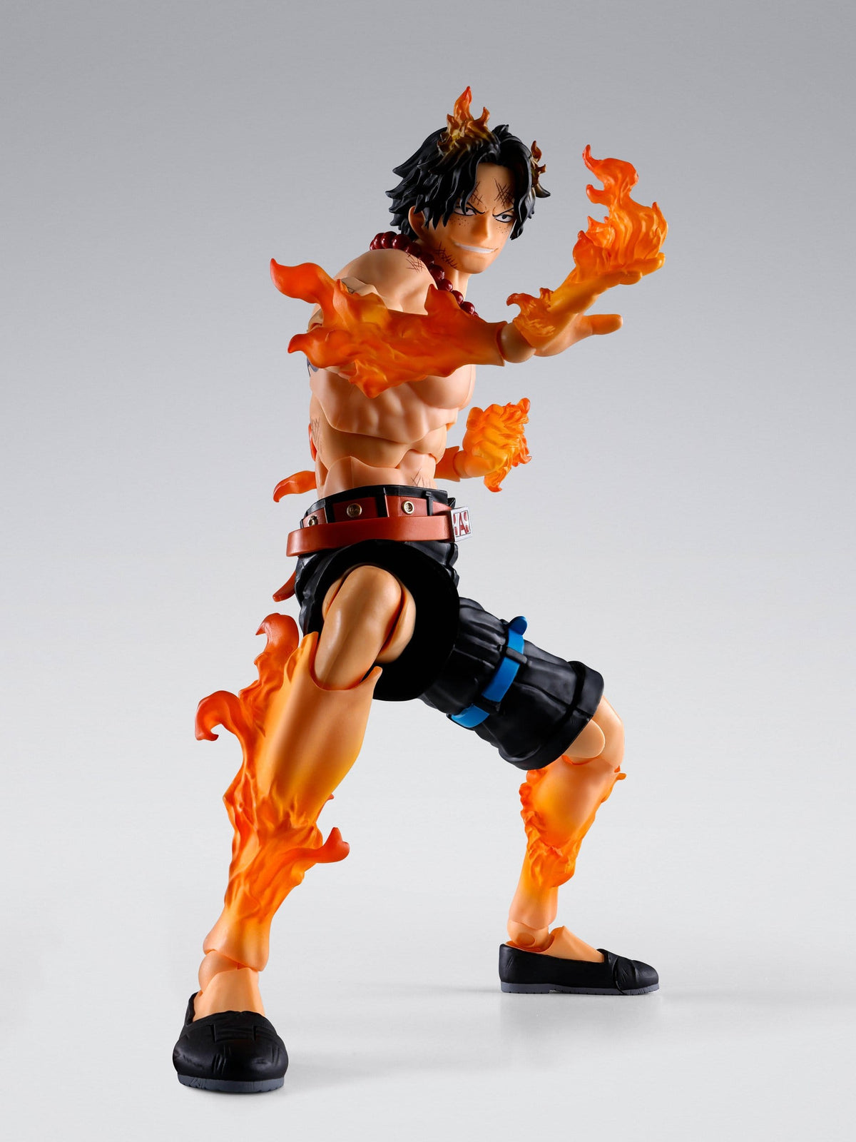 One Piece - Portgas D. Ace - Marineford S.H. Figuarts Figur (Bandai)