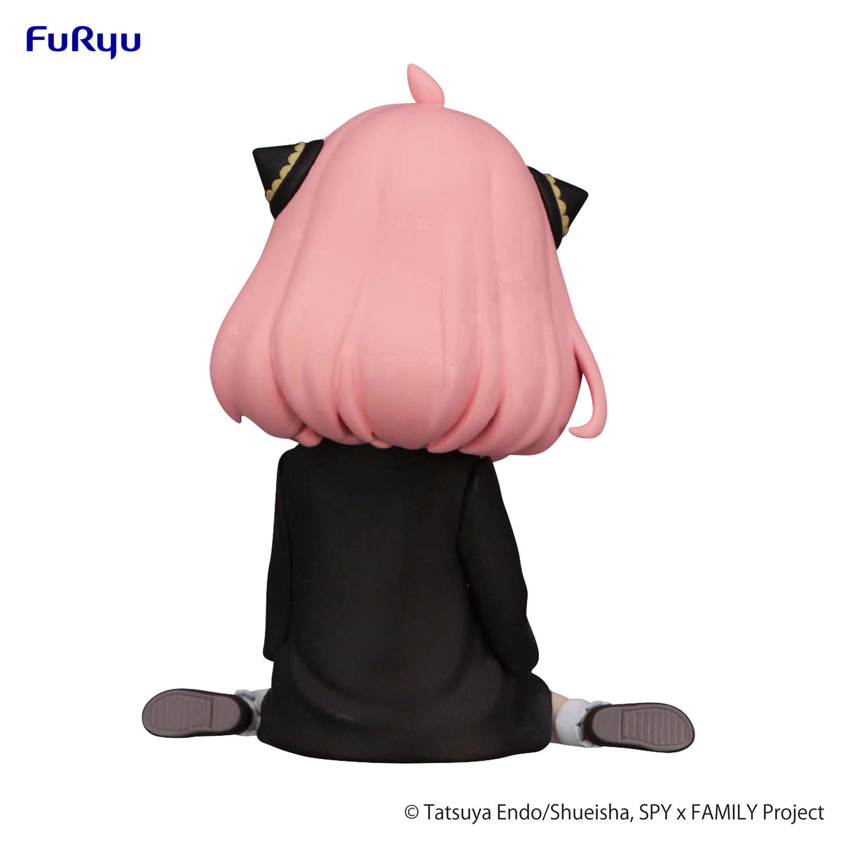 Spy × Family - Anya Forger - Assis sur le plancher Noodle Stopper figurine (Furyu)