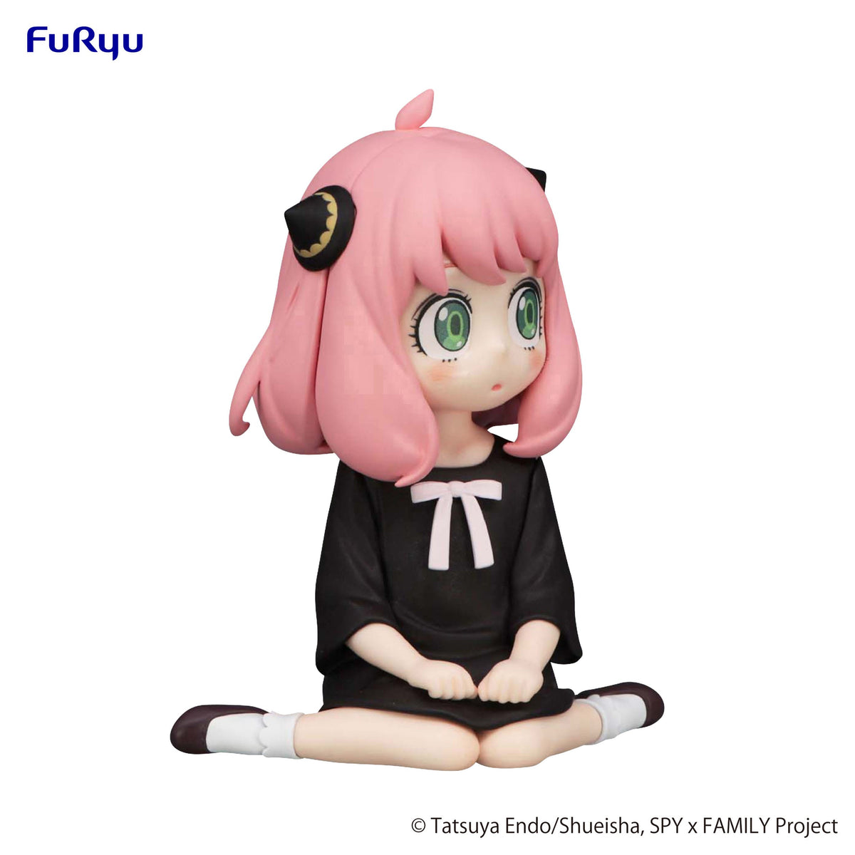 Spy × Family - Anya Forger - Assis sur le plancher Noodle Stopper figurine (Furyu)