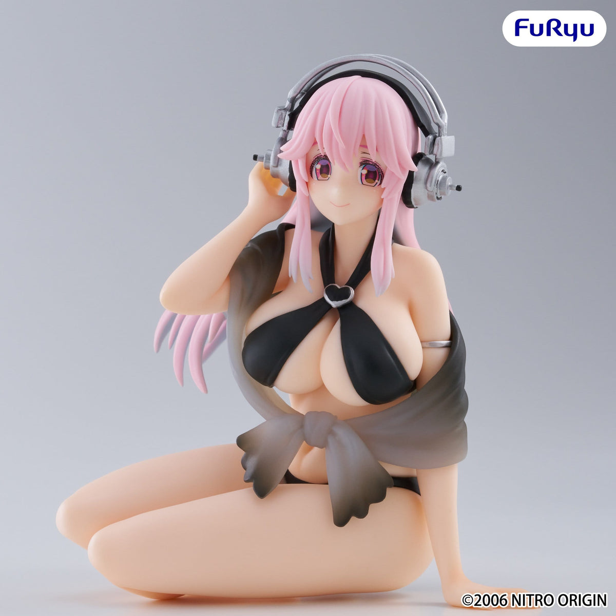Super Sonico - Swimsuit Black Color - Noodle Stopper Figur (Furyu)