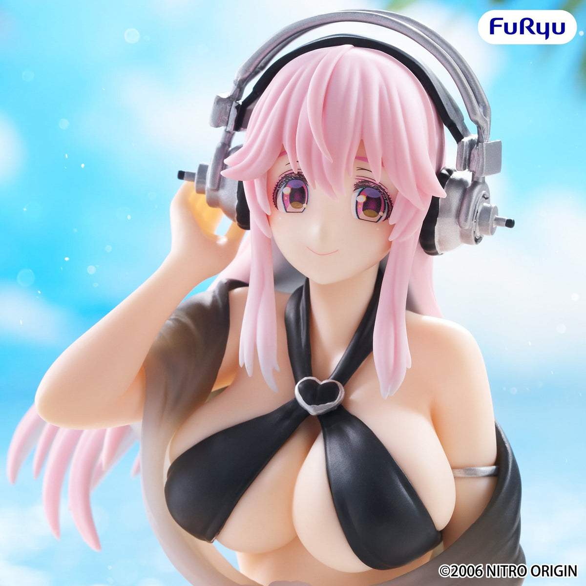 Super Sonico - Swimsuit Black Color - Noodle Stopper Figur (Furyu)