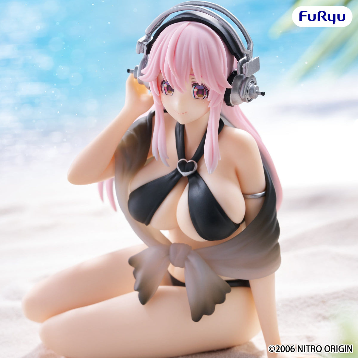 Super Sonico - Swimsuit Black Color - Noodle Stopper Figur (Furyu)