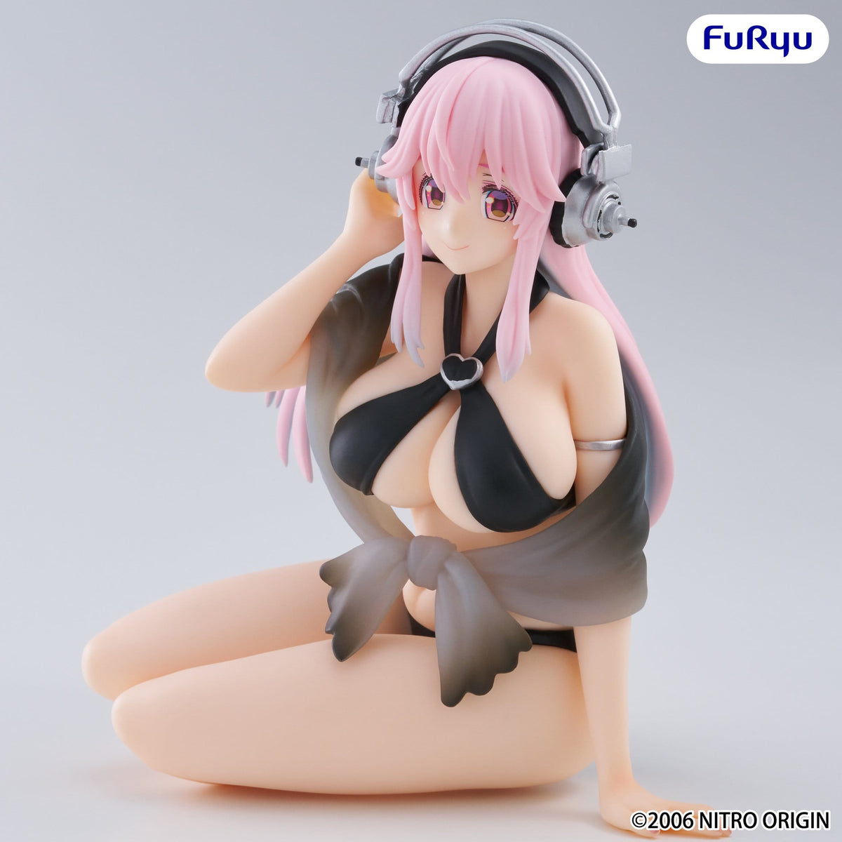 Super Sonico - Swimsuit Black Color - Noodle Stopper Figur (Furyu)