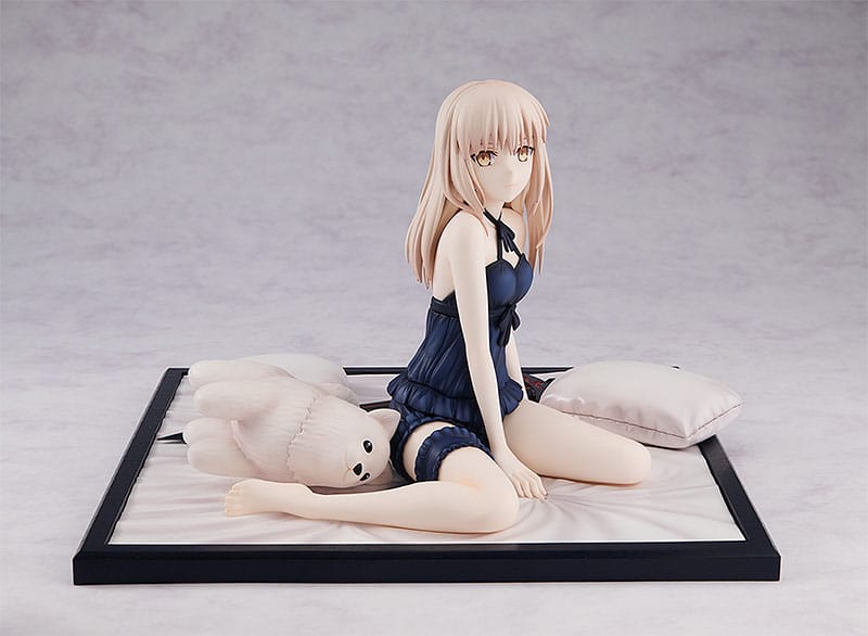 Fate/Stay Night: Heaven's Feel - Saber (Age) - Baby Doll Dress Ver. Figure 1/7 (Kadokawa)