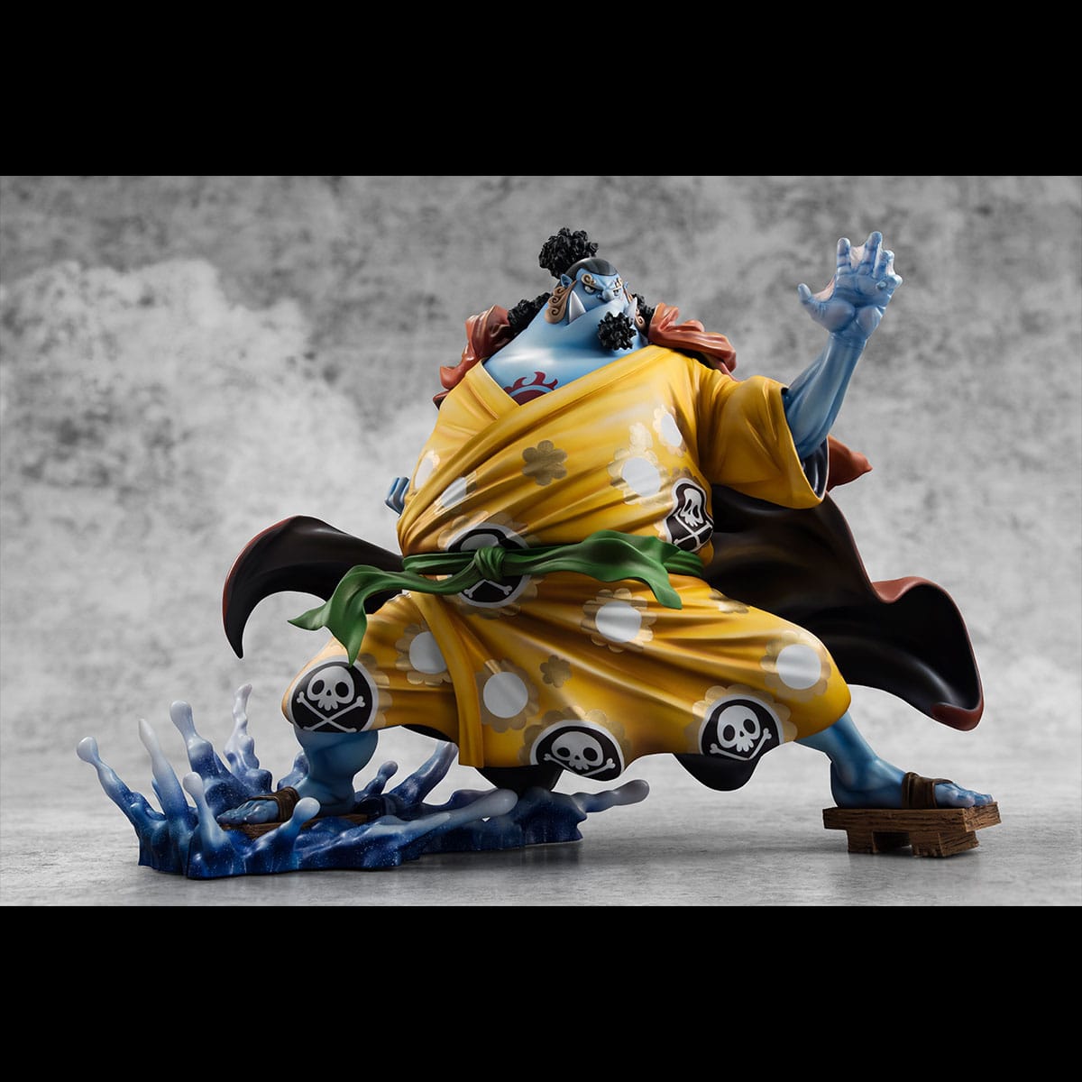 One Piece - Jimbei (Jinbe) - P.O.P. Portrait Of Pirates SA-MAXIMUM figure (MegaHouse) (re-run)