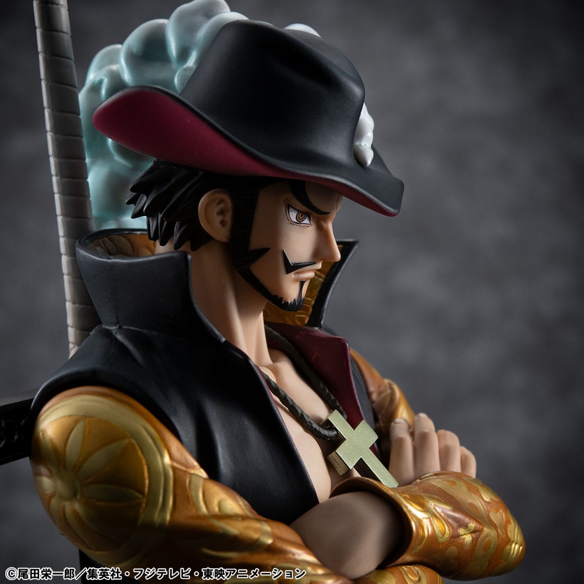 One Piece - Hawk Eye Dracule Mihawk - P.O.P Portrait of Pirates SA-MAXIMUM figure Ver. R (Mega House)