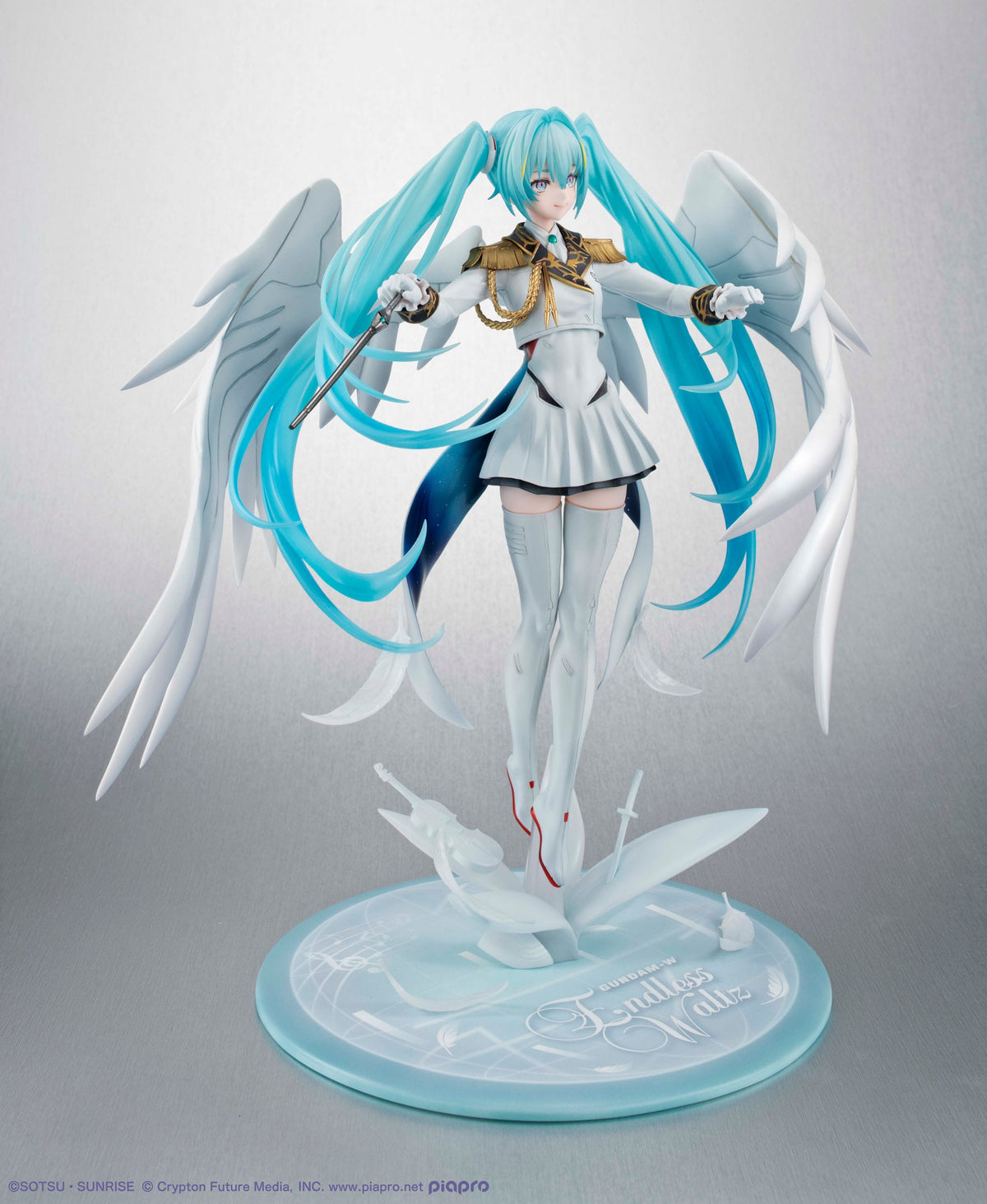 Hatsune Miku x Wing Gundam Zero EW - 45th Anniversary Special Project - Lucrea Figur (MegaHouse)
