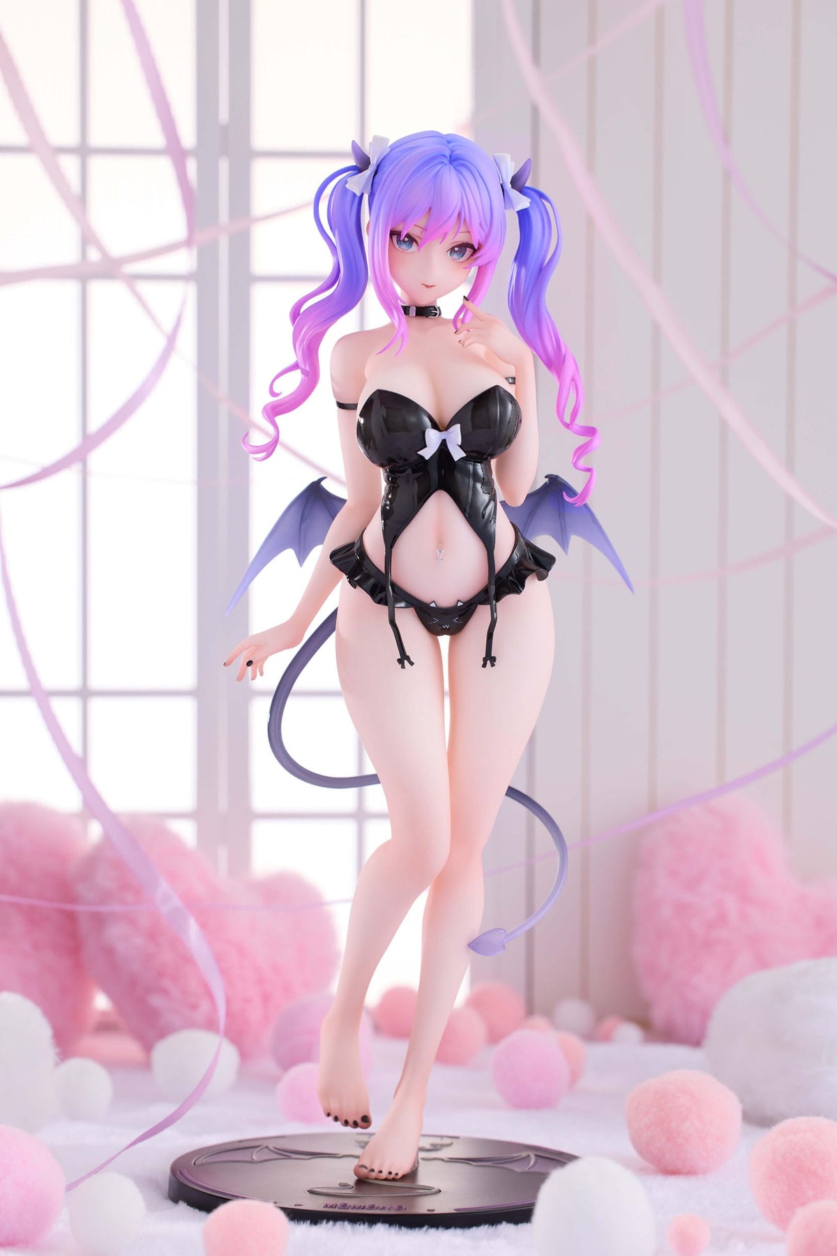 Original Character - Glowing Succubus Momoko -Chan - Figure 1/6 (Momoroser)